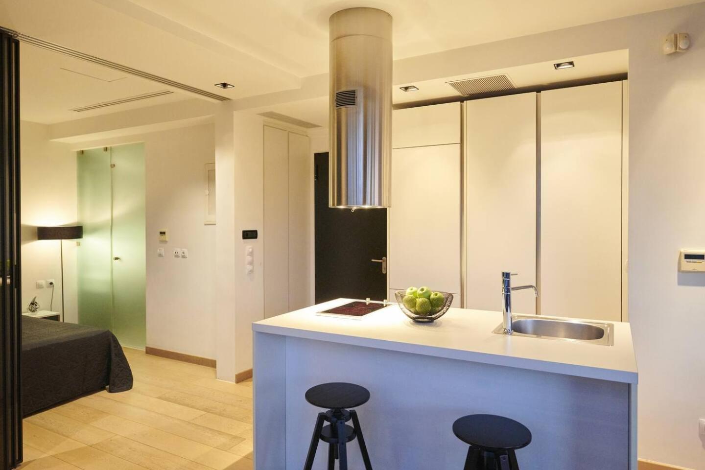 Ma Maison Nο 4, Downtown Loft , Short Walk To Acropolis, Ultra High Speed Internet 500 Mbps, Parking Upon Request, 1' From Metro Station Athen Eksteriør bilde