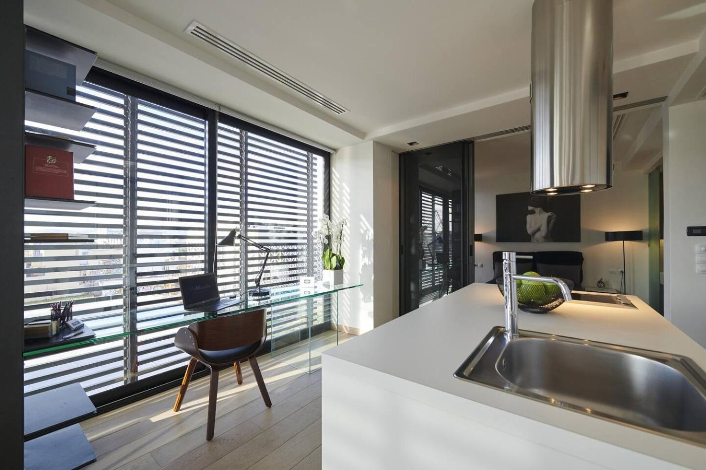 Ma Maison Nο 4, Downtown Loft , Short Walk To Acropolis, Ultra High Speed Internet 500 Mbps, Parking Upon Request, 1' From Metro Station Athen Eksteriør bilde